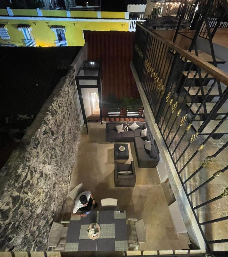 Villa Luxury Oasis In Getsemaní House With Jacuzzi Cartagena