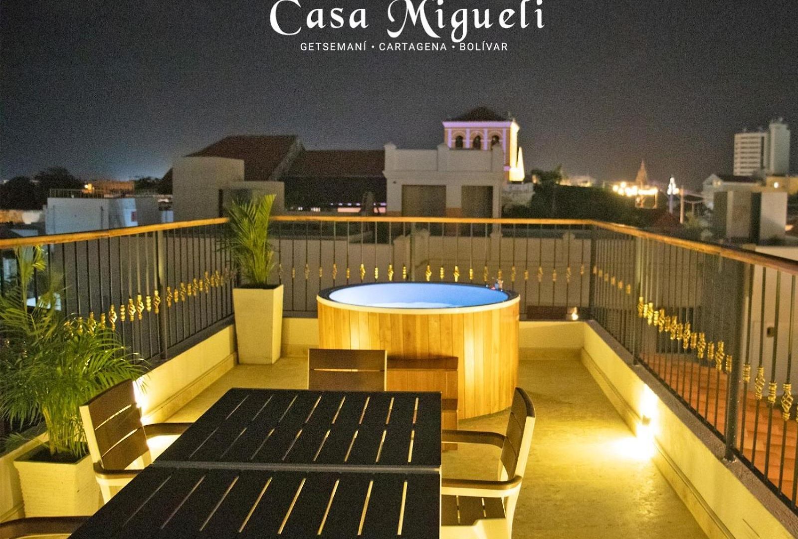 Luxury Oasis In Getsemaní House With Jacuzzi Cartagena