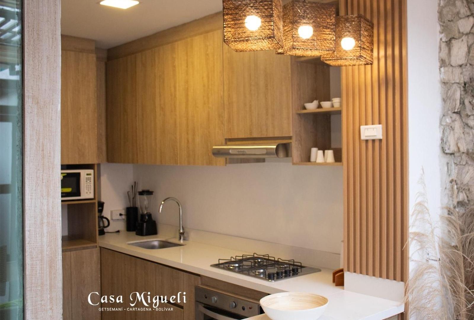 Villa Luxury Oasis In Getsemaní House With Jacuzzi Cartagena