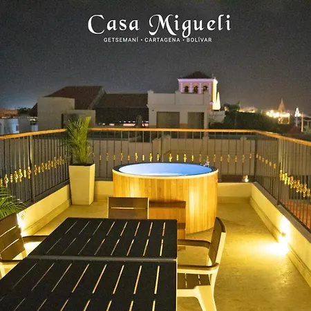 Luxury Oasis In Getsemaní House With Jacuzzi Cartagena