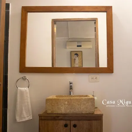 Villa Luxury Oasis In Getsemaní House With Jacuzzi